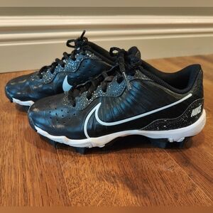 Nike Baseball Cleats Size 2.5 Youth